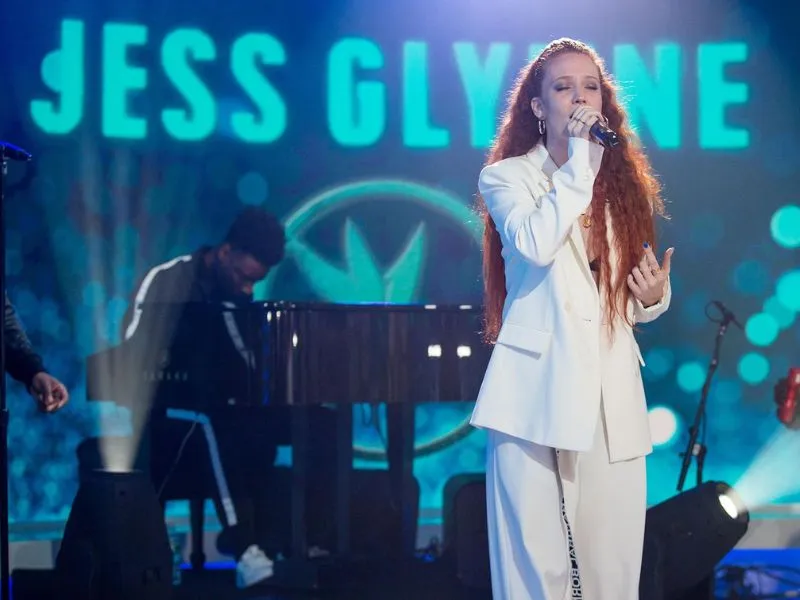 Jess Glynne